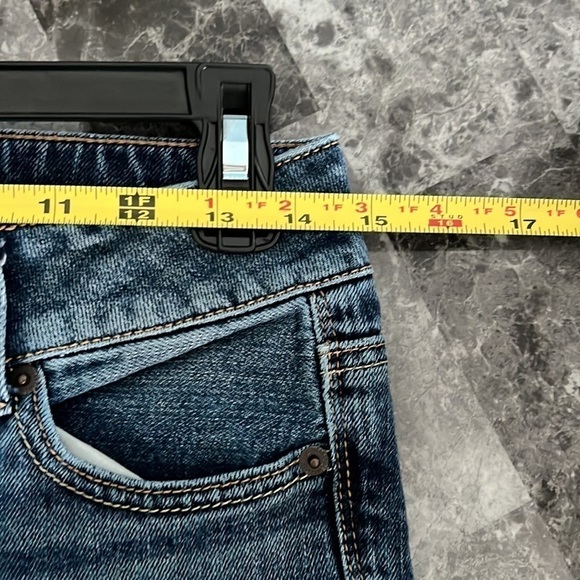 American Eagle Next Level Low-Rise Artist Crop Jean Size 2 - Picture 5 of 9